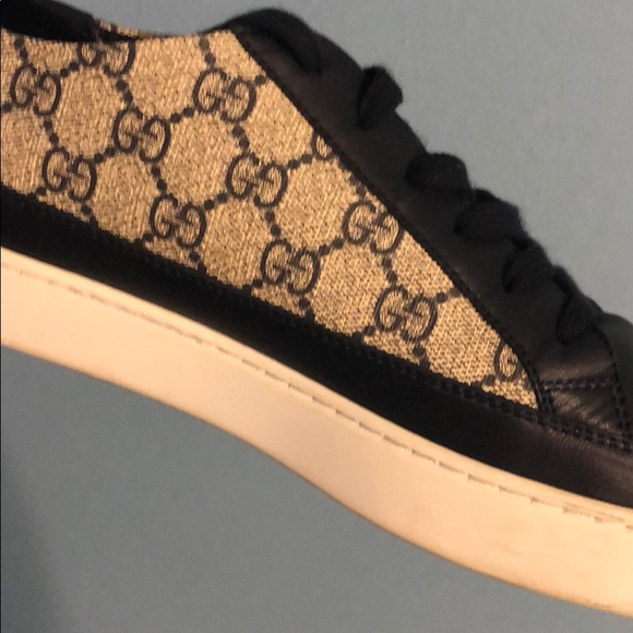 'Common' Low-Top Sneaker - Picture 2 of 2